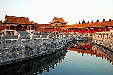 墨西哥政府强化游戏监管 暴力类游戏将加税8%